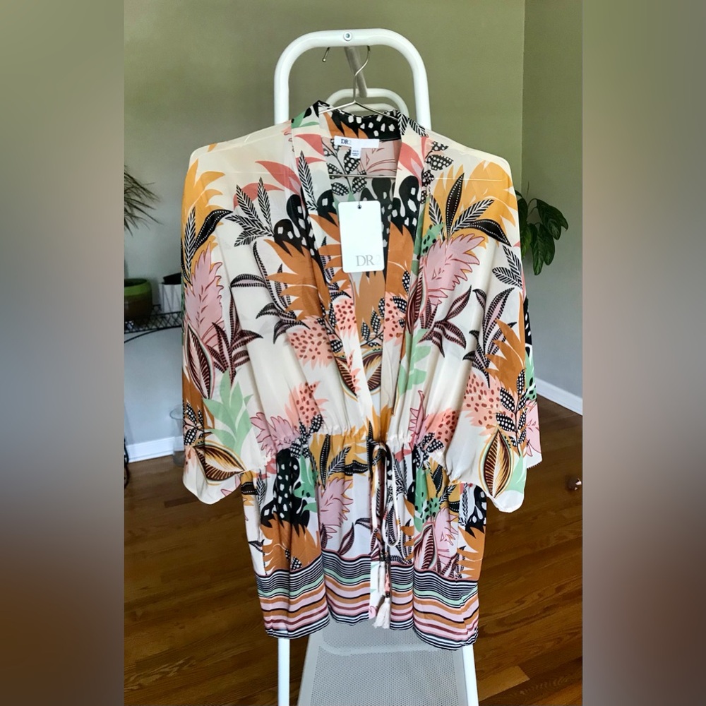 Brand New Swimsuit Cover Up - Sz XS/S